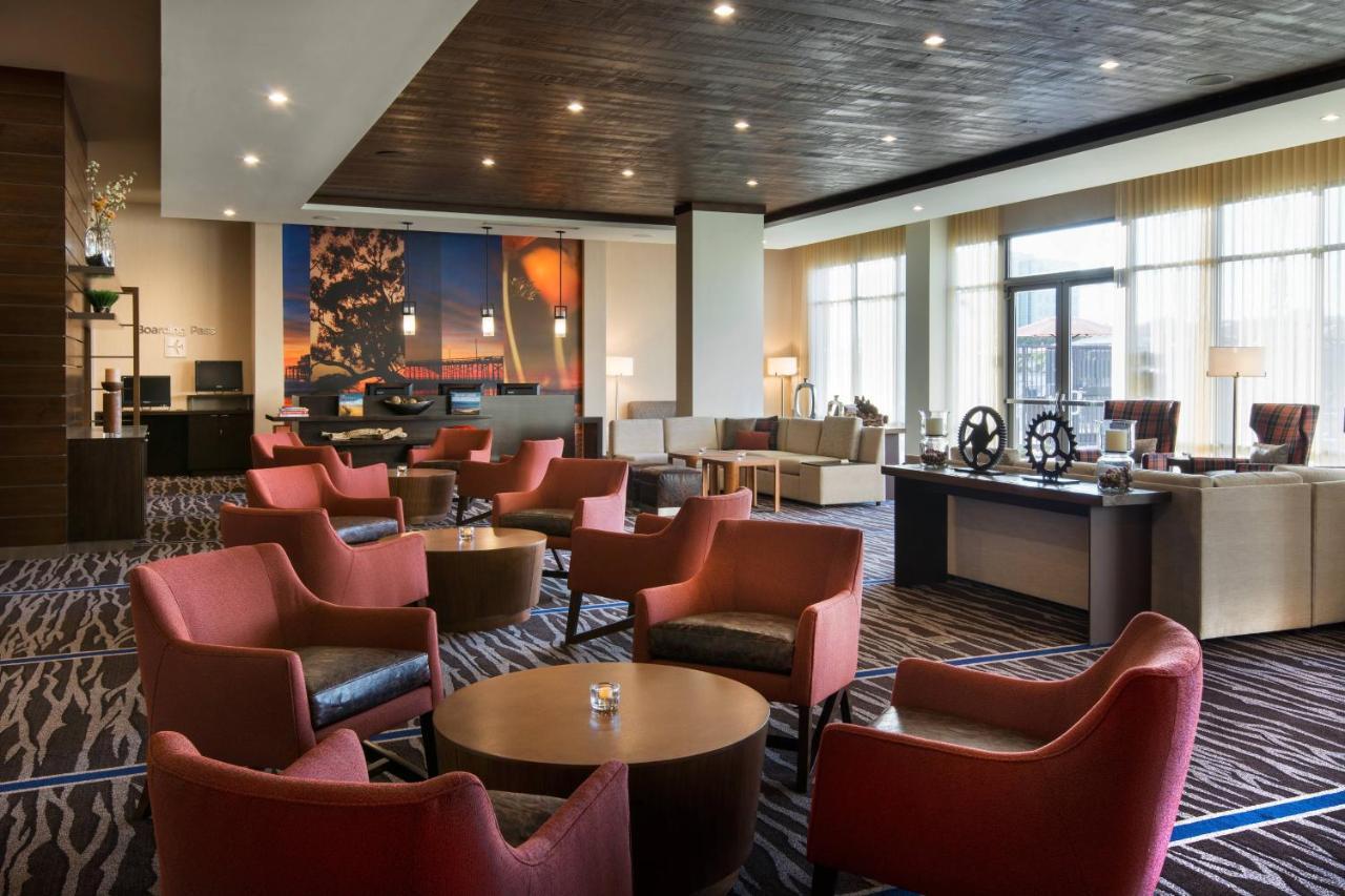 Courtyard By Marriott Spectrum Hotel